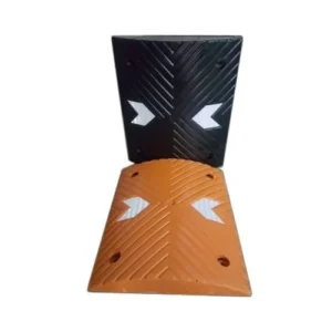 Rubber Arrow Speed Breaker LTS Road Safety