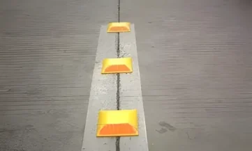 Reflective Road Studs